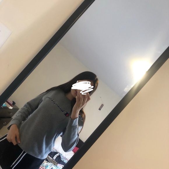 Champion Crew Neck - Picture 5 of 5